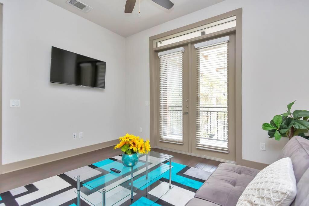 Appartement U1 Penthouse Downtown 1br 1bth Book Now! *