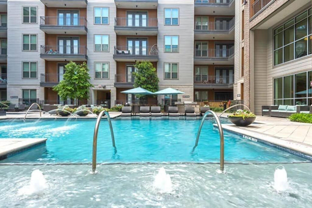 Appartement U1 Penthouse Downtown 1br 1bth Book Now!